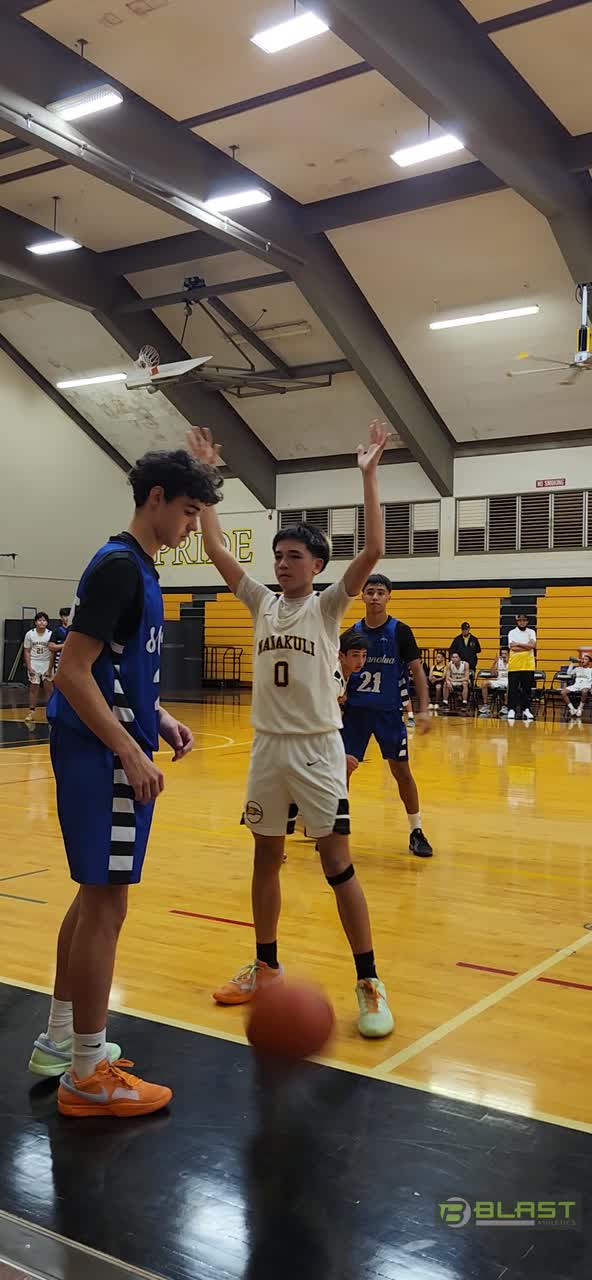 Seth finds Astin for the jumper