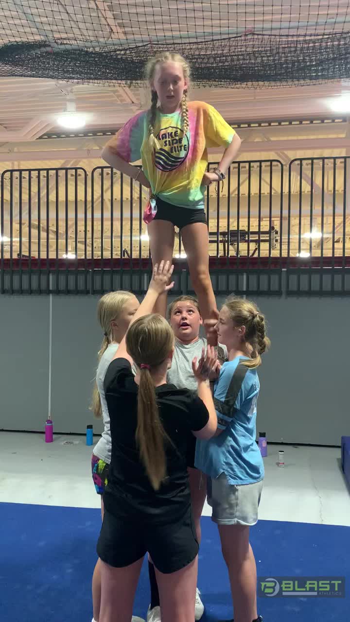 Adia is so encouraging! Nice teamwork ladies!