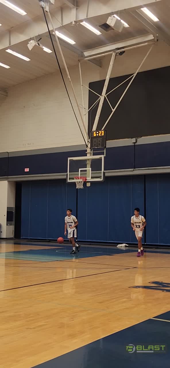 Seth with the driving layup