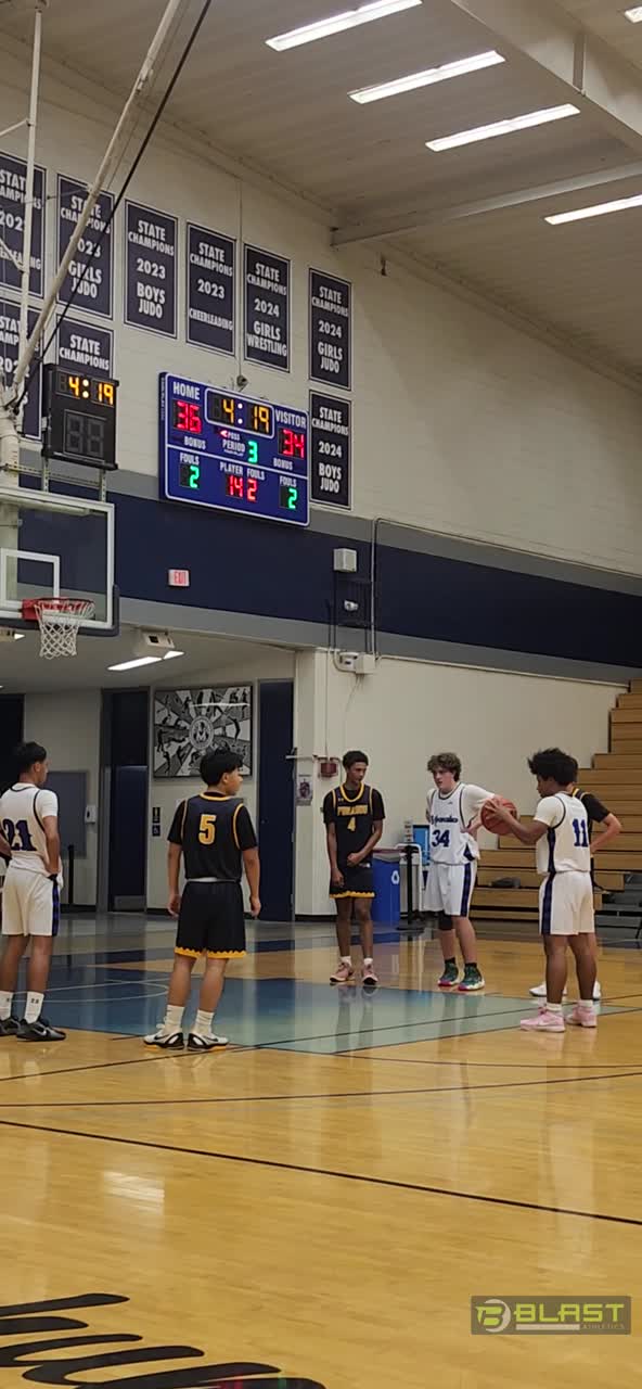 Terrell knocks down the freethrow