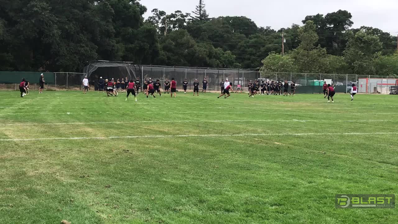 Donovan woods making a stop on defense!!