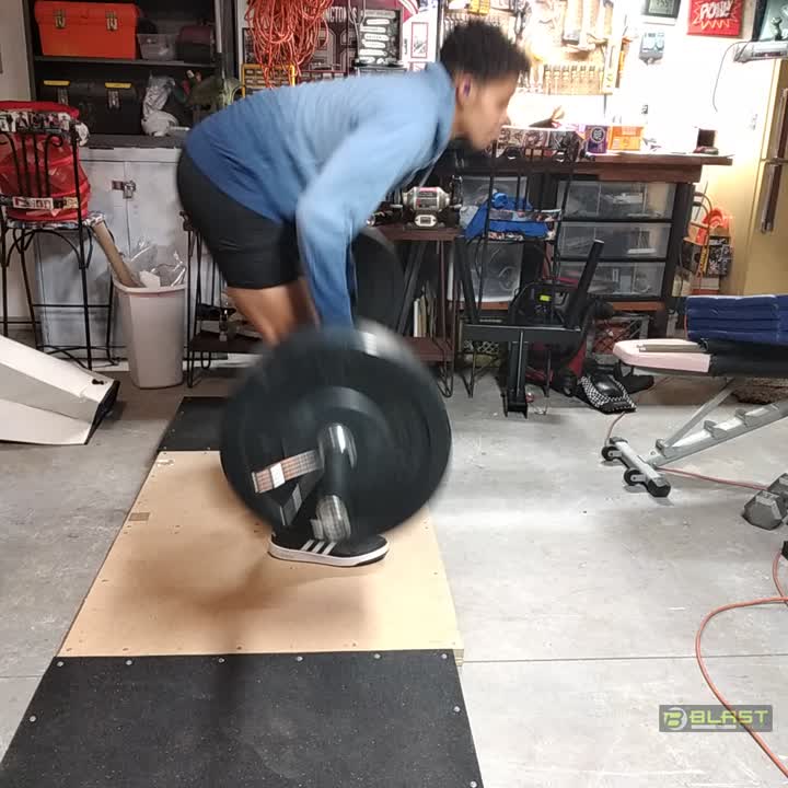 Power clean weightlifting